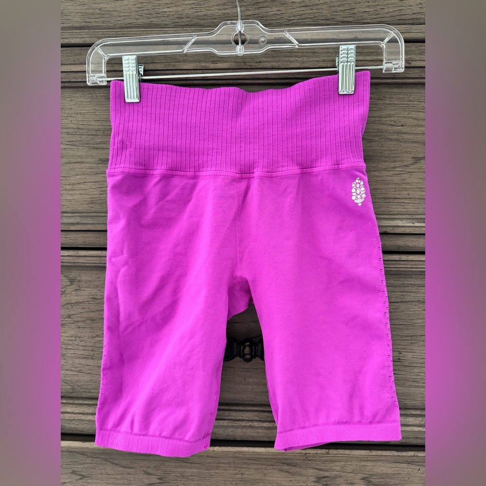Free People Movement Good Karma Bike Shorts Pink Purple Magenta 7" High-Waisted